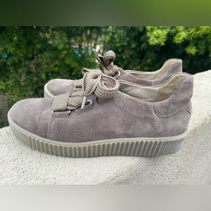 Gorgeous Gabor grey sneakers